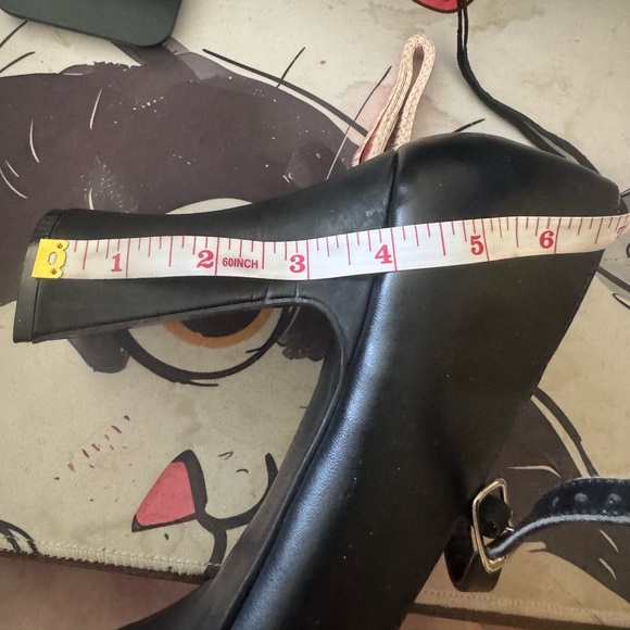 Elegant Black Mary Jane Heels - Picture 4 of 5